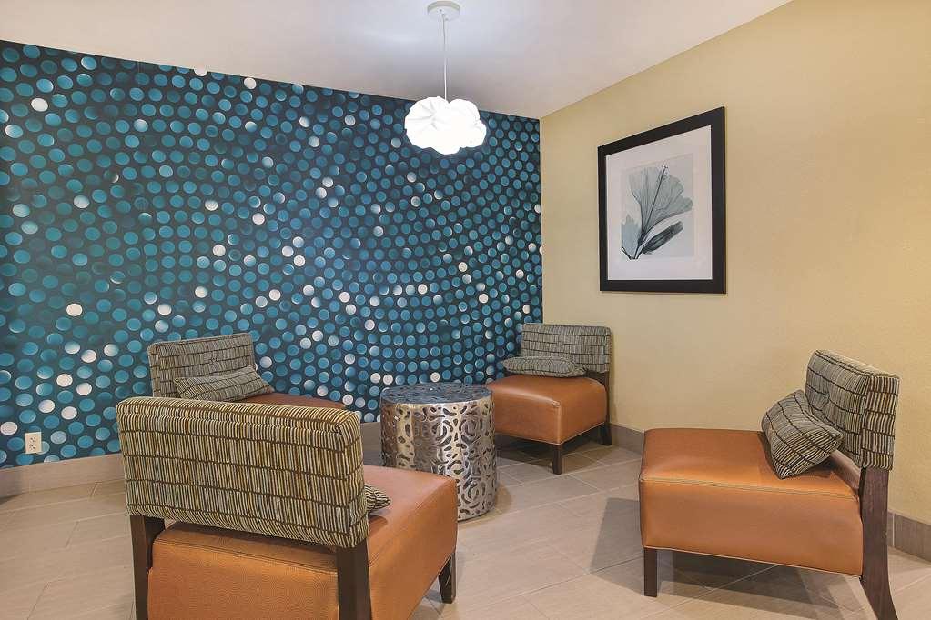 La Quinta Inn By Wyndham Pigeon Forge-Dollywood Dalaman gambar