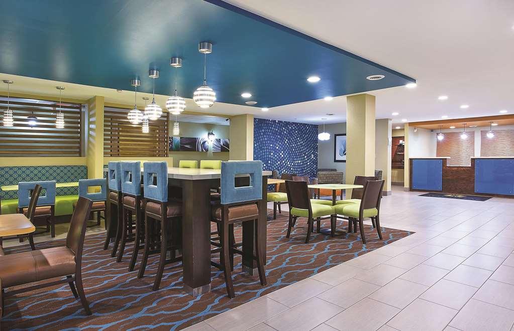 La Quinta Inn By Wyndham Pigeon Forge-Dollywood Dalaman gambar