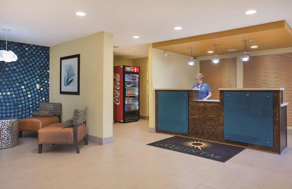 La Quinta Inn By Wyndham Pigeon Forge-Dollywood Dalaman gambar